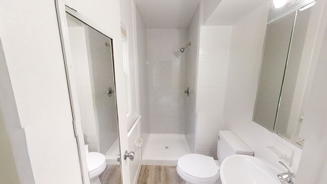 Building Photo - Available Now – 4 Bed, 3 Bath Updated Home in Coal Valley