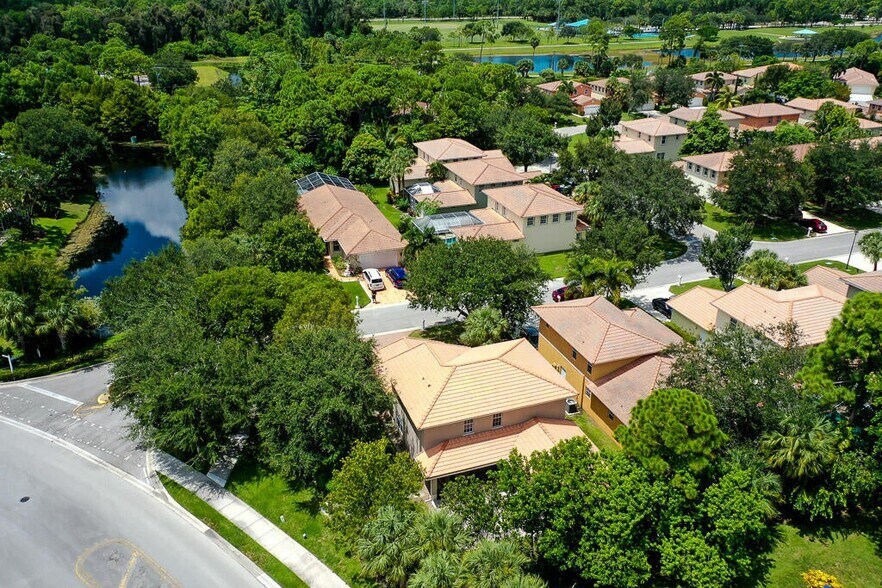 Building Photo - 6673 Eagle Ridge Dr