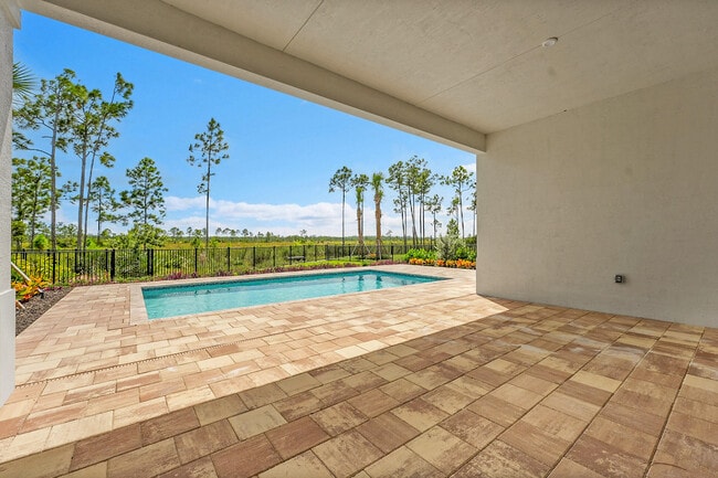 Building Photo - 13920 Vivant Dr