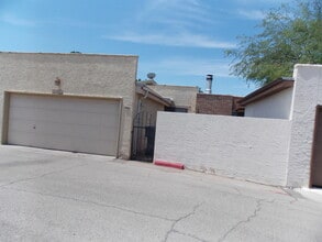 Building Photo - 3107 Isla Verde Cir