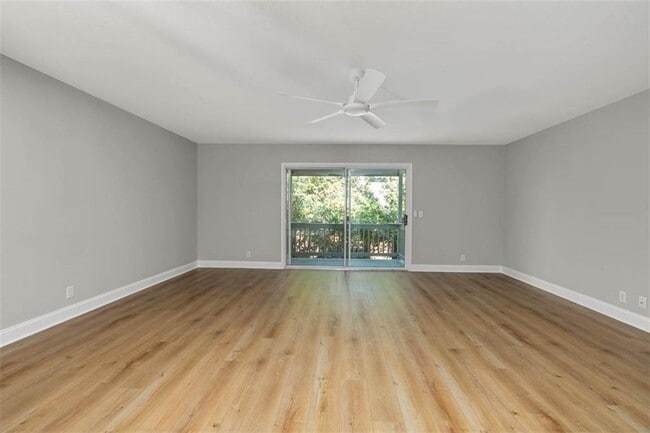 Building Photo - 200 Salt Air Dr