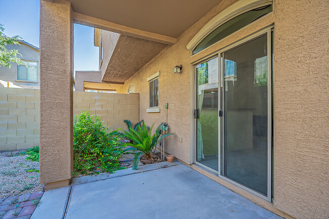 Building Photo - 2150 E Bell Rd
