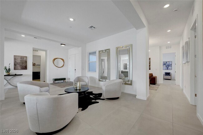 Building Photo - 10851 Mila Lndg Ave