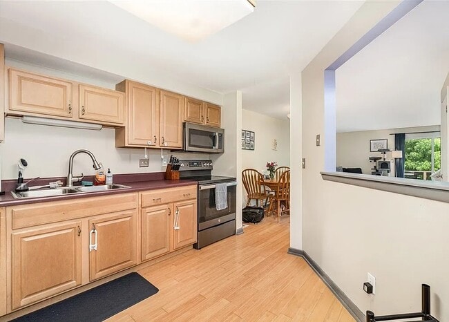 Building Photo - 189 Lookout Cir