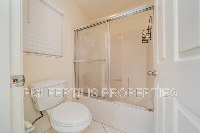 Building Photo - 5055 St Albert Dr