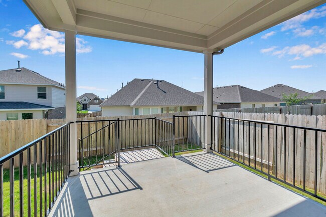Building Photo - 120 Birkshire Dr