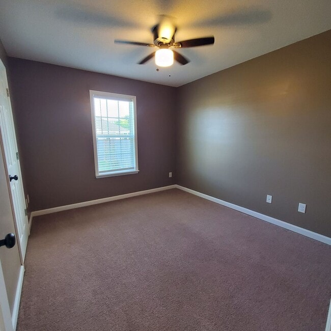 Building Photo - Tranquil Oasis: Spacious 4BR Home with Mod...
