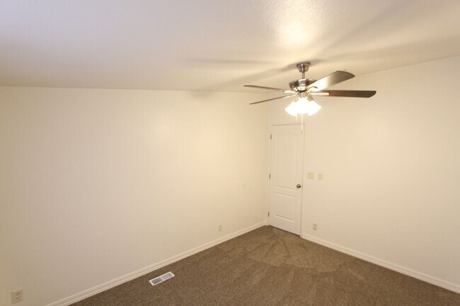 Building Photo - ** LEASE PENDING Parkside 3-Bedroom Home in Railroad Springs | Updated Interior | 2-Car Garage