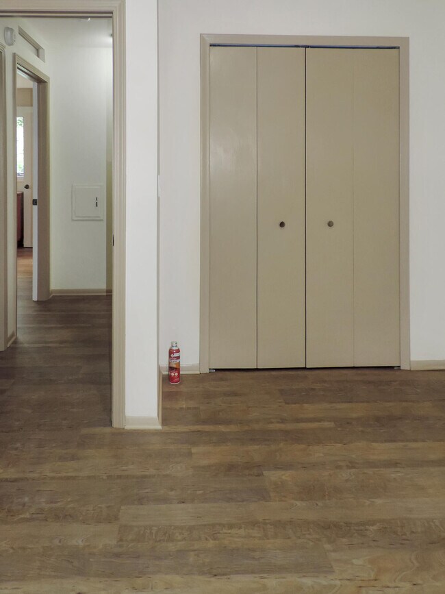Building Photo - 37183 Vargo