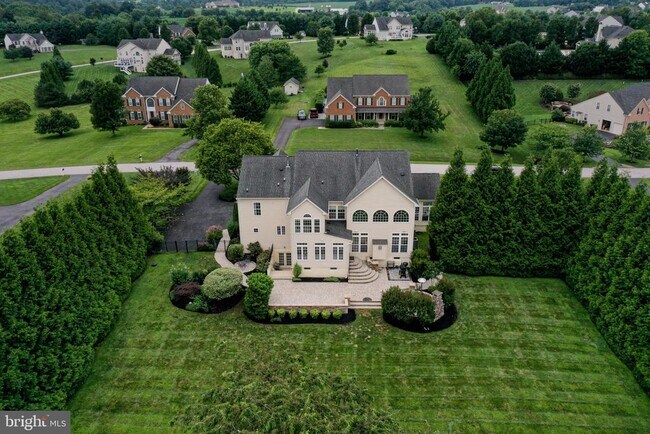 Building Photo - 602 Corsair Ct