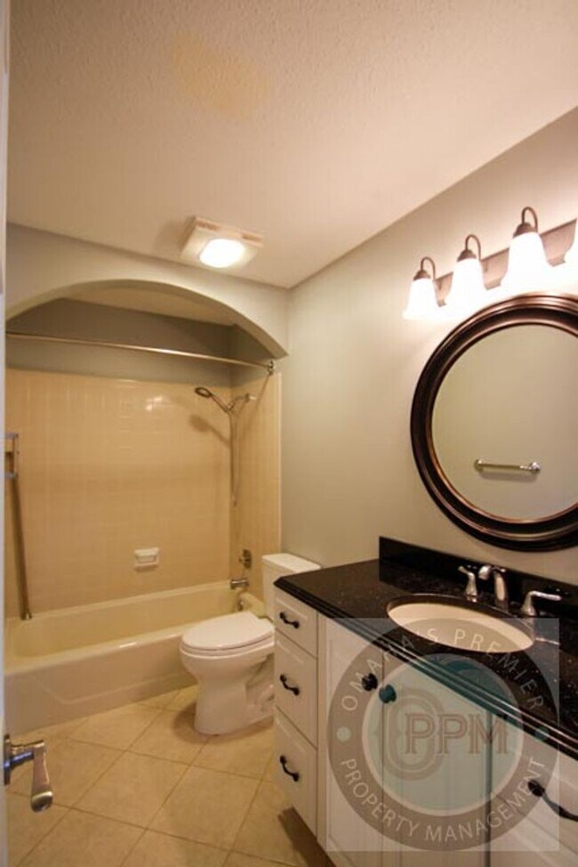 Building Photo - Beautiful and Spacious 3 Bd/3Ba with finished basement