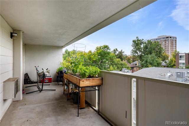 Building Photo - 1090 Lafayette St