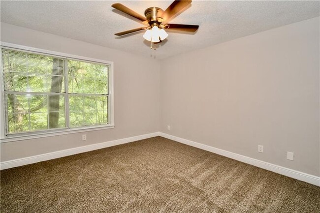 Building Photo - 5201 Santa Fe Pkwy