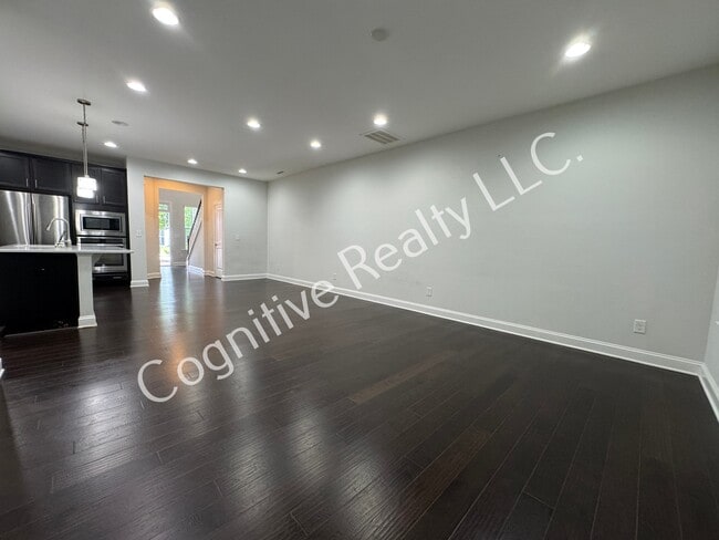 Building Photo - 1024 Laurel Twist Rd