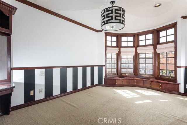 Building Photo - 16132 Santa Barbara Ln