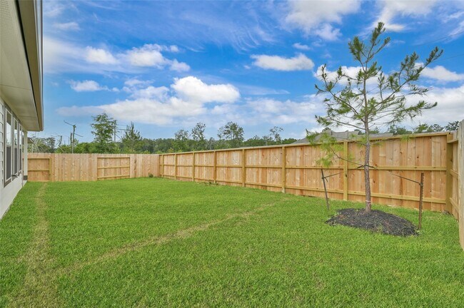 Building Photo - 3609 Oakvale Dr