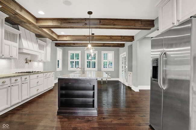 Building Photo - 16893 Oak Manor Dr