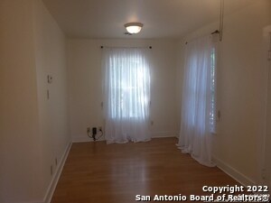 Building Photo - 111 N Brackenridge St