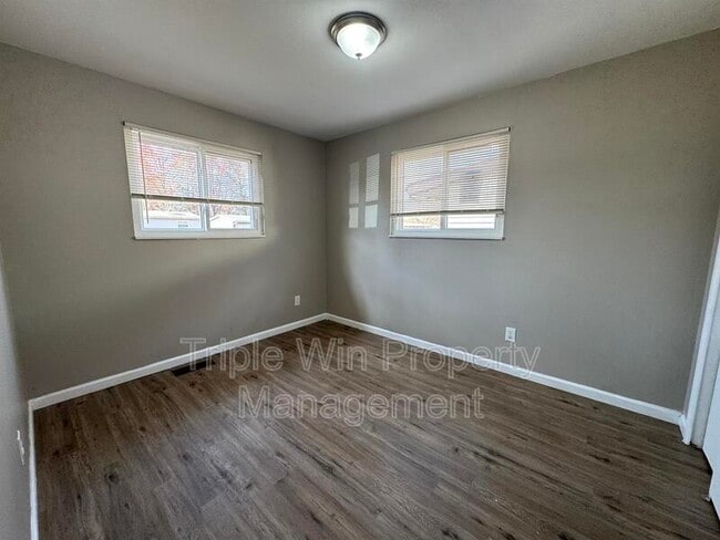 Building Photo - 1630 Kay Dr