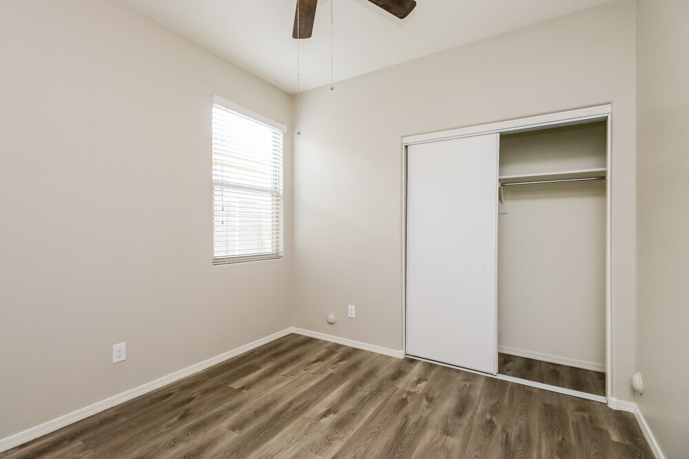 Building Photo - 42142 W Balsa Dr