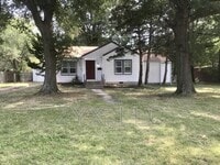 Building Photo - 412 N 34th St