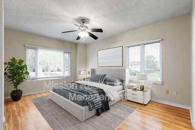 Building Photo - 301 Beacon Ridge Dr