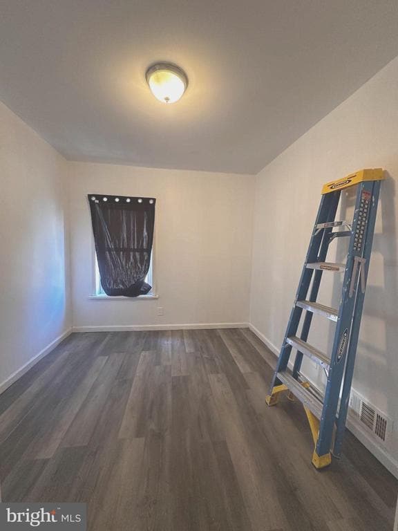 Building Photo - 25 Murray St