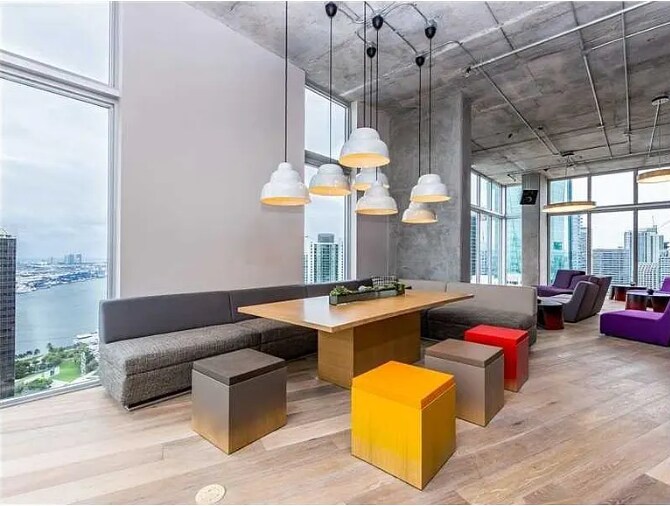 Building Photo - 151 SE 1st St