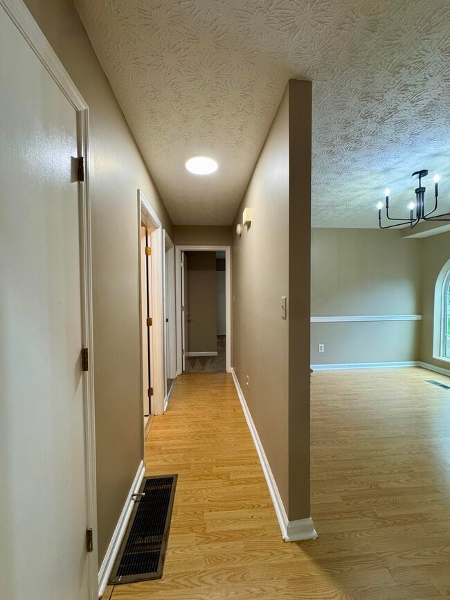 Building Photo - 500 Orchard Dr