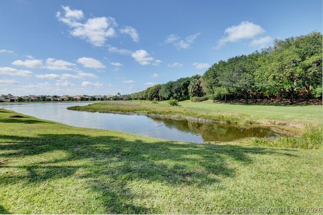 Building Photo - 17739 Lake Azure Way