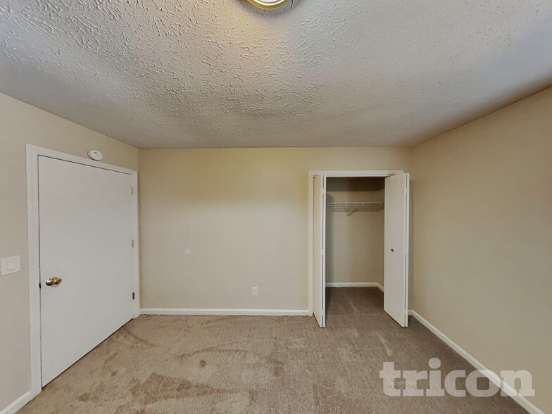 Building Photo - 5040 Sumit Wood Dr NW