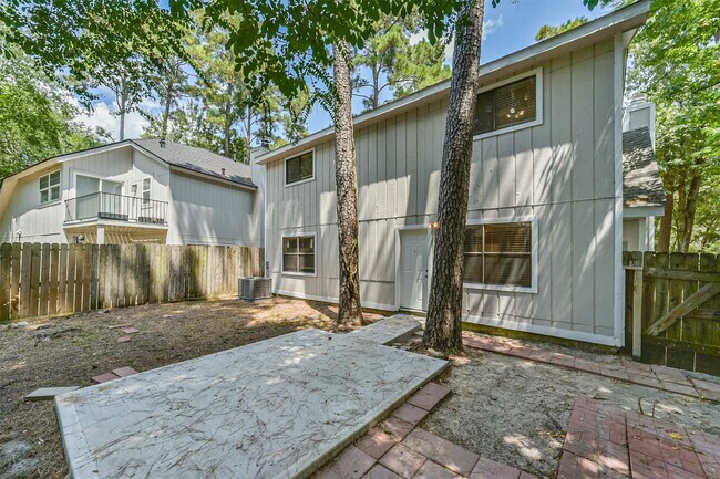 Building Photo - 3 Hedgebell Ct