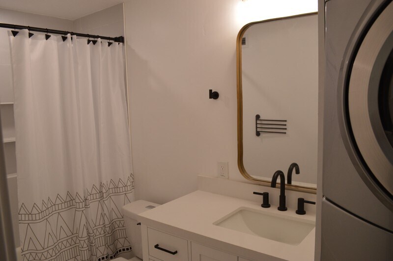 Building Photo - 3584 S Marsh Hawk Dr