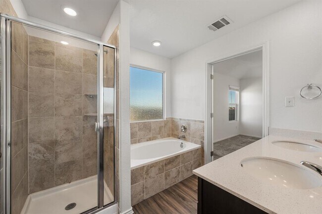 Building Photo - 3206 Dusted Daisey St