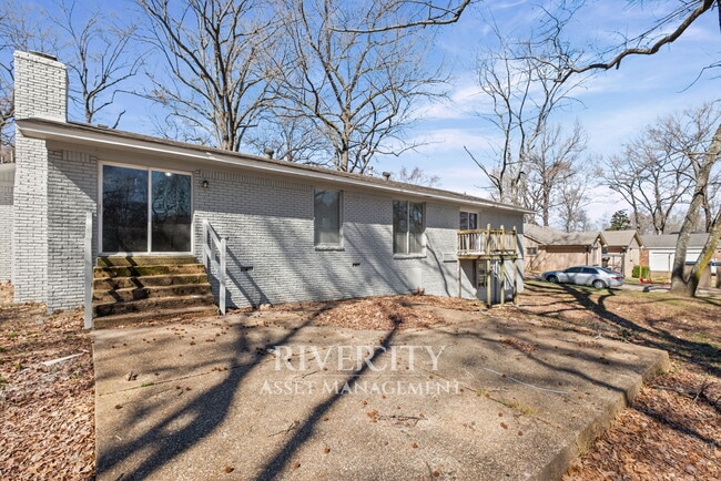 Building Photo - 3320 McCorkle Rd