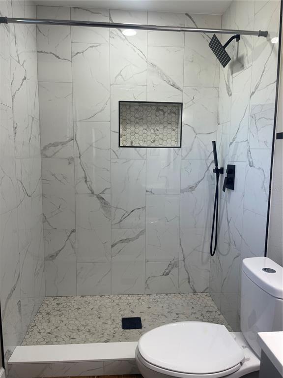 Building Photo - 18 Starling Dr