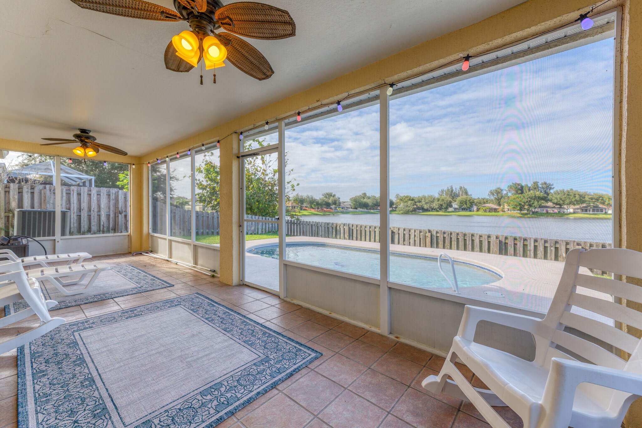 Building Photo - 4540 Bellaluna Dr