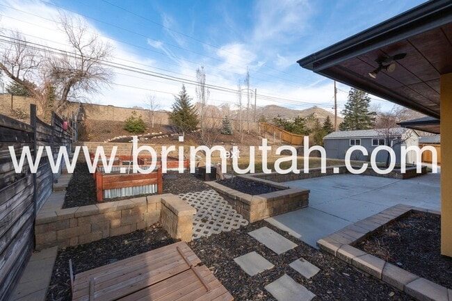 Building Photo - 2397 Logan Way