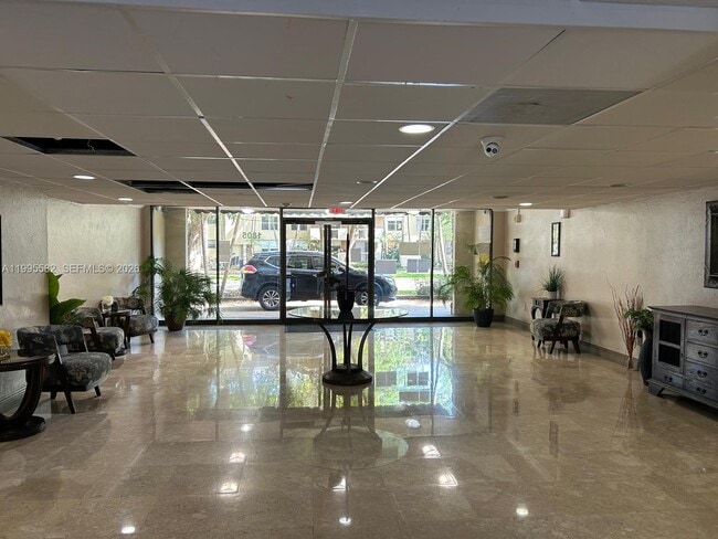 Building Photo - 1805 Sans Souci Blvd