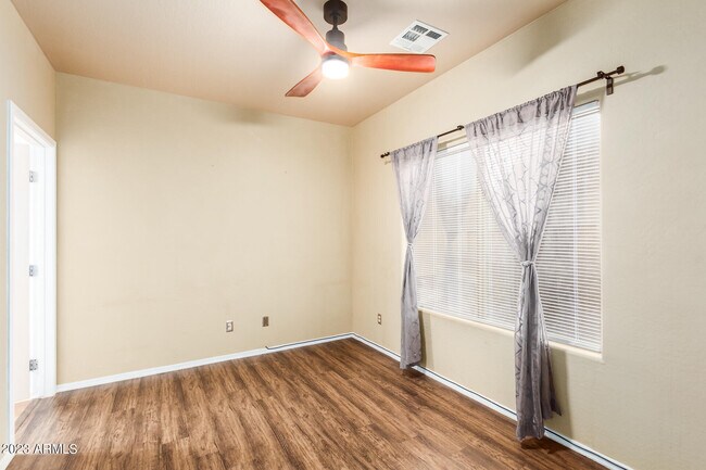 Building Photo - 16734 E La Montana Dr