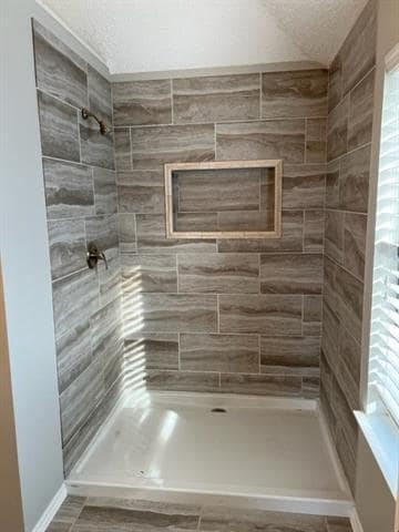 Building Photo - 4743 Shadyway Dr