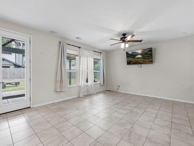 Building Photo - 14203 Broad Cypress Ct