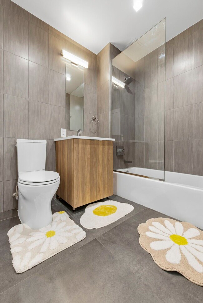 Building Photo - Petra - 30-38 29th Street, Astoria, NY 11102