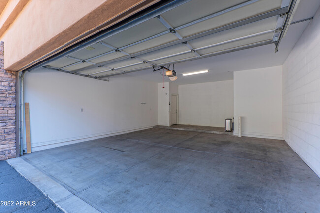 Building Photo - 14450 N Thompson Peak Pkwy