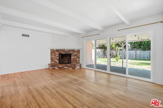 Building Photo - 12818 Hatteras St