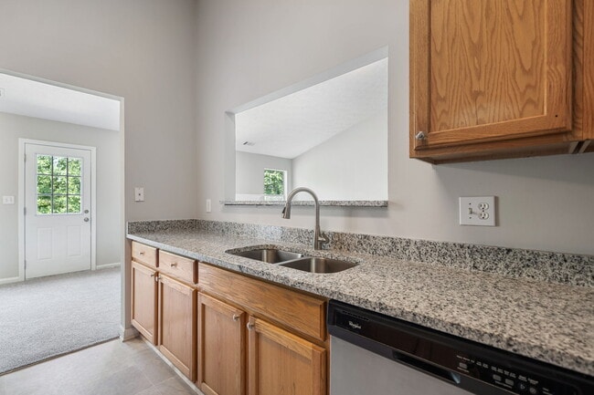 Building Photo - 3690 Golfe Links Dr