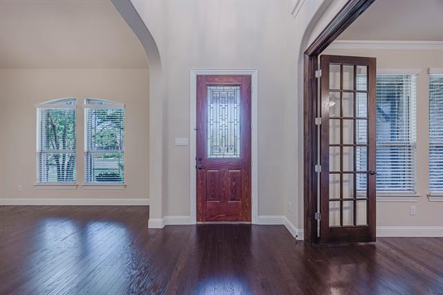 Building Photo - 6913 Chisholm Trail