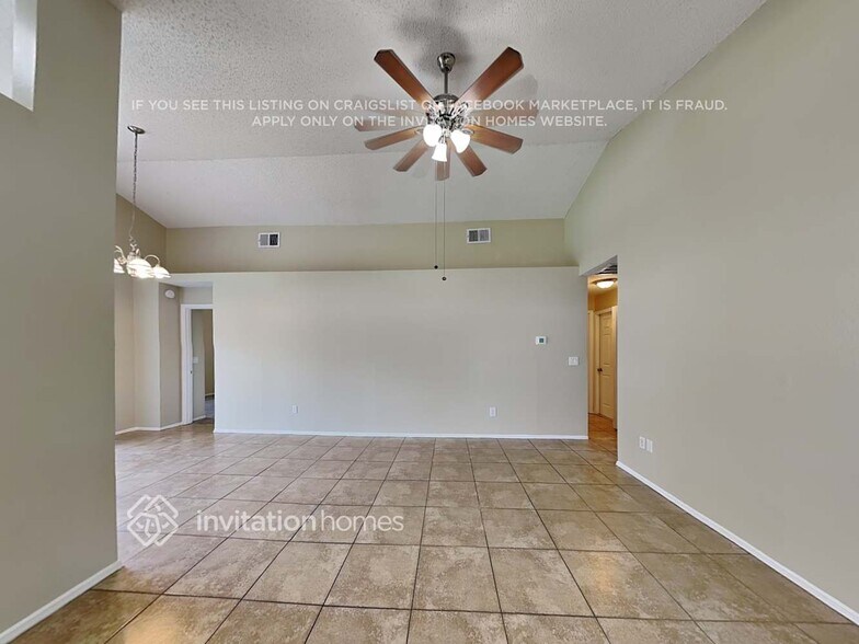 Building Photo - 1067 Sugarberry Trail
