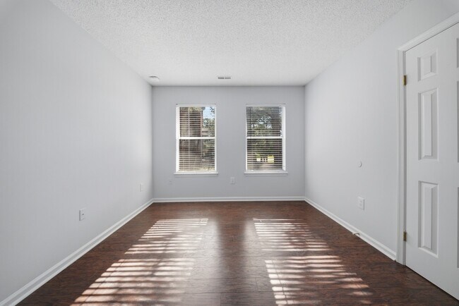 Building Photo - 205 Westover Ave