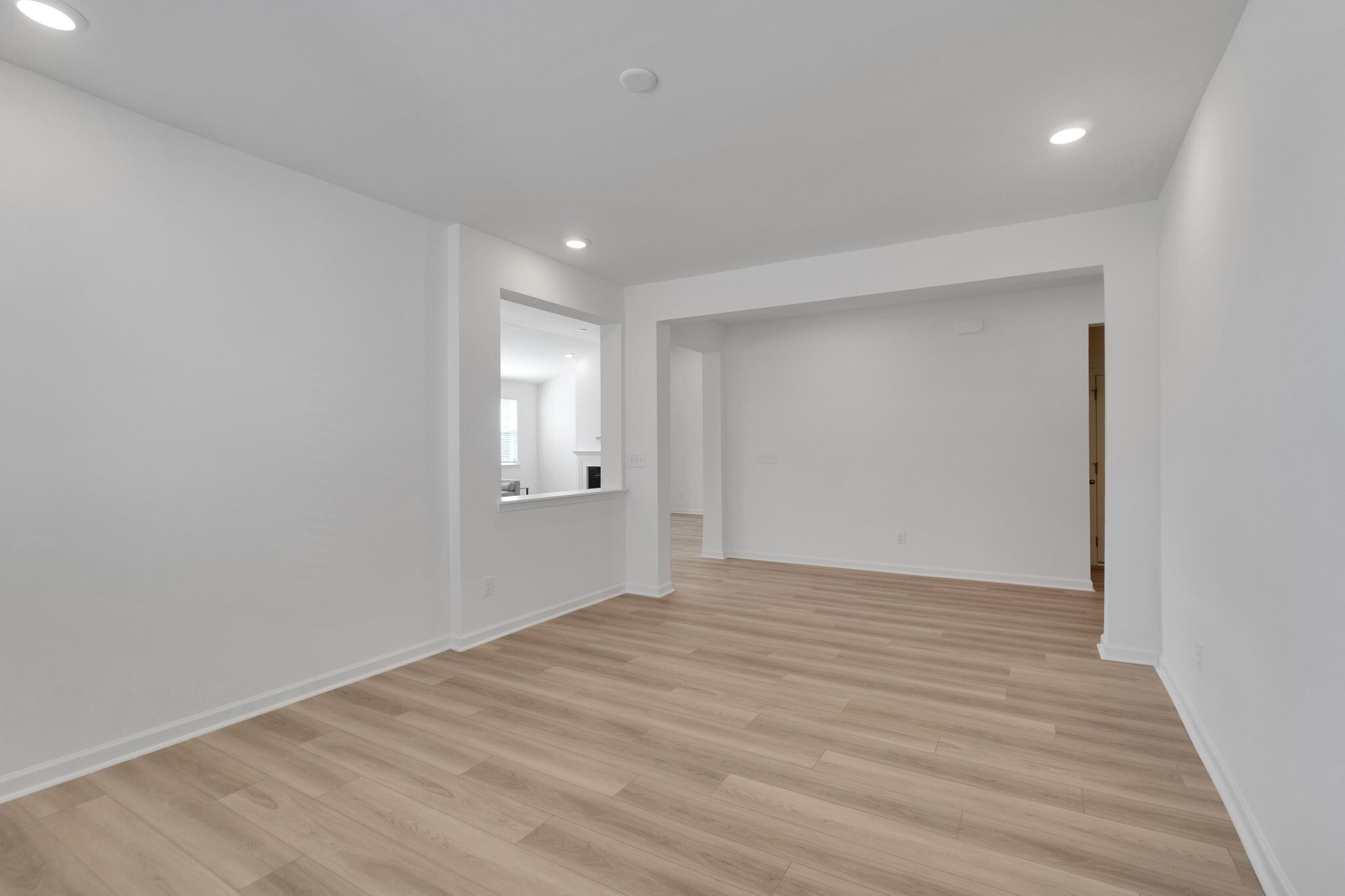 Building Photo - 12129 Rowan Hill Dr